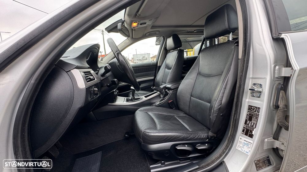 BMW 320 d Exclusive - 8