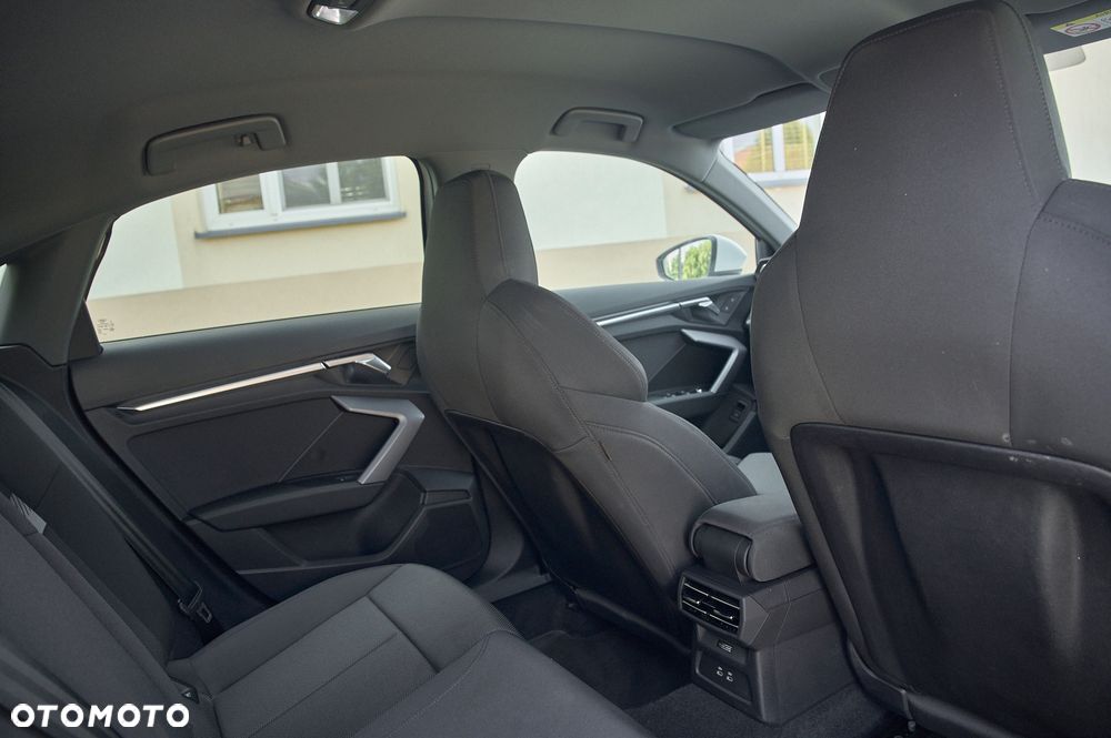 Audi A3 Limousine 35 TFSI mHEV S Line S tronic - 31