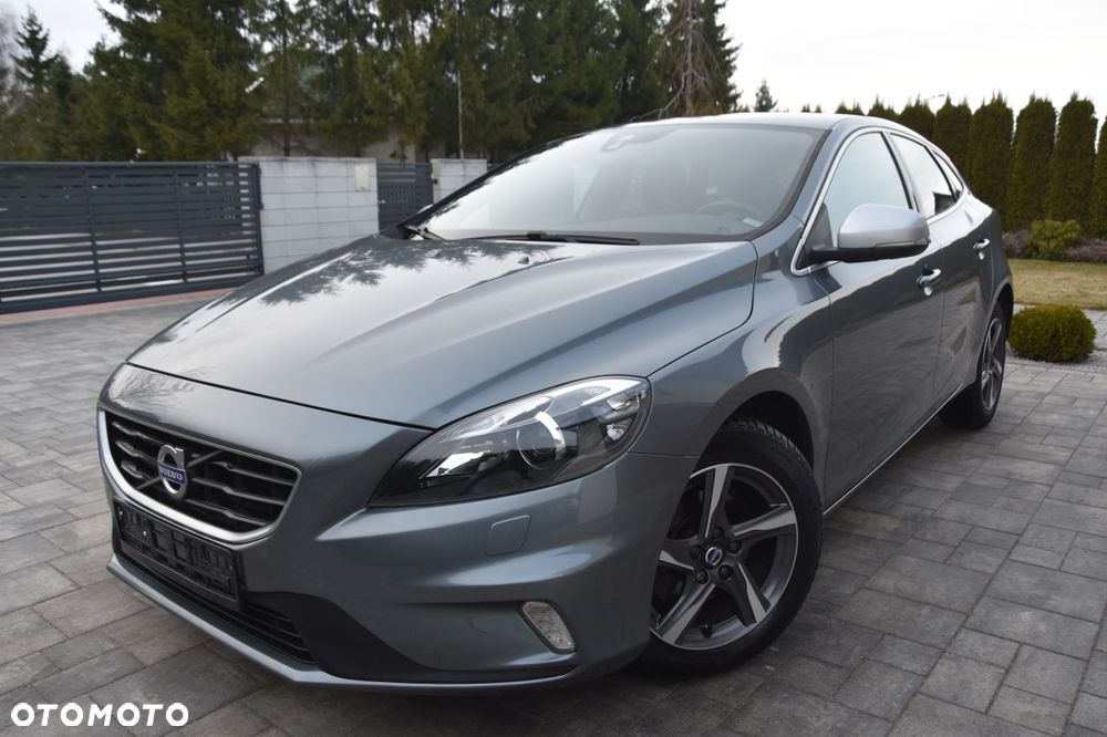 Volvo V40 D2 Drive-E R-Design Momentum - 5