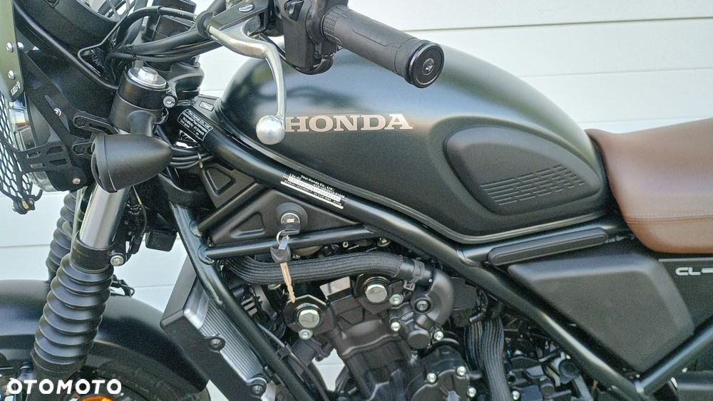 Honda CL - 17