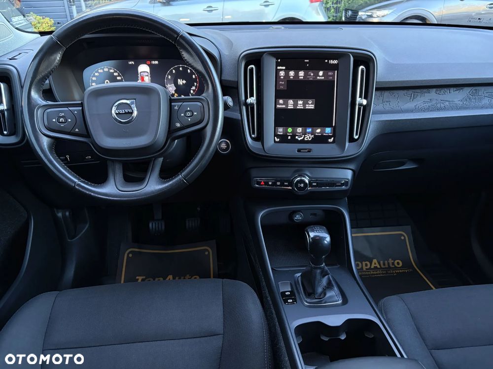 Volvo XC 40 - 32