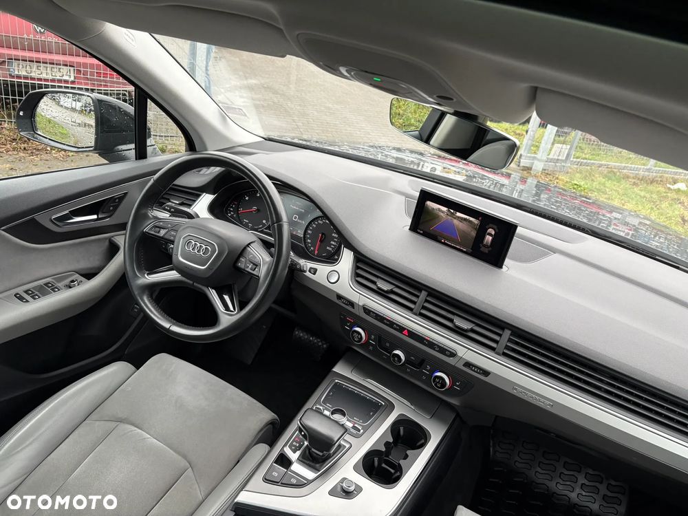 Audi Q7 - 25