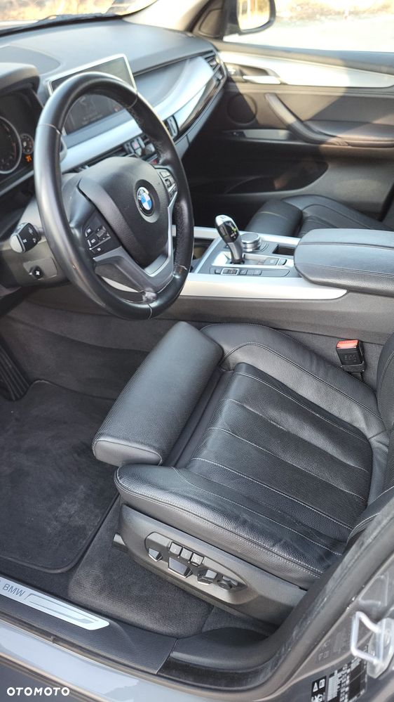 BMW X5 xDrive25d - 24