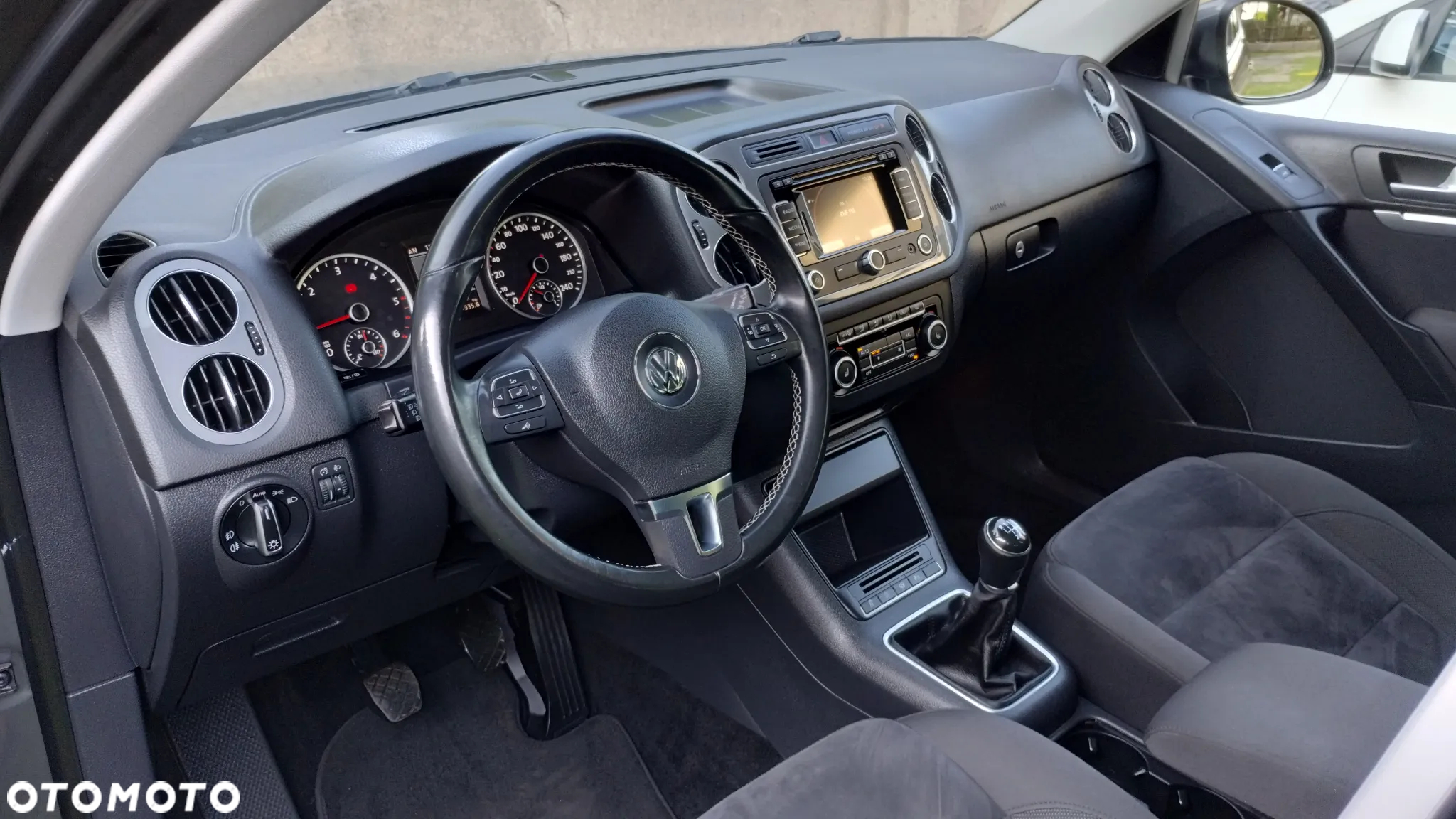 Volkswagen Tiguan 2.0 TDI DPF Sport & Style - 17
