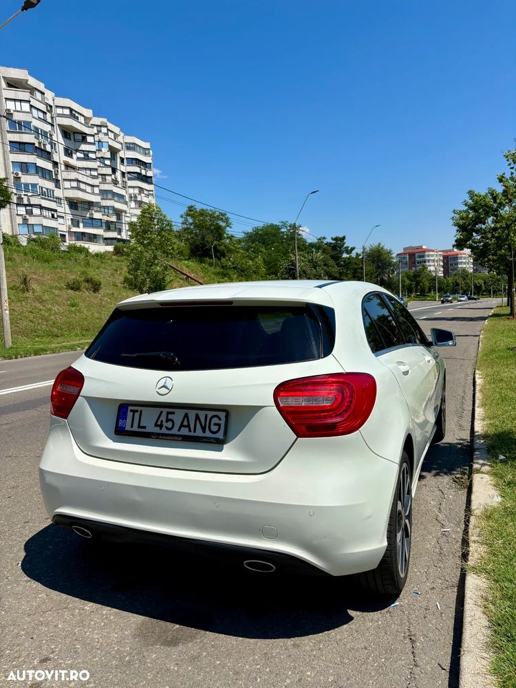 Mercedes-Benz A 180 - 4