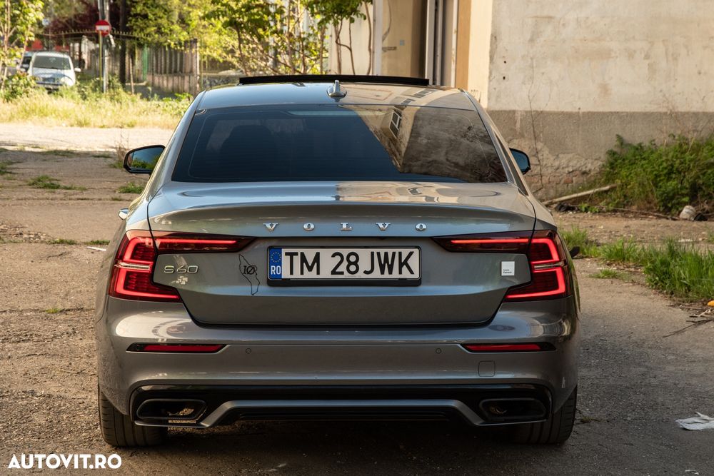 Volvo S60 T8 Recharge AWD Polestar Engineered - 9