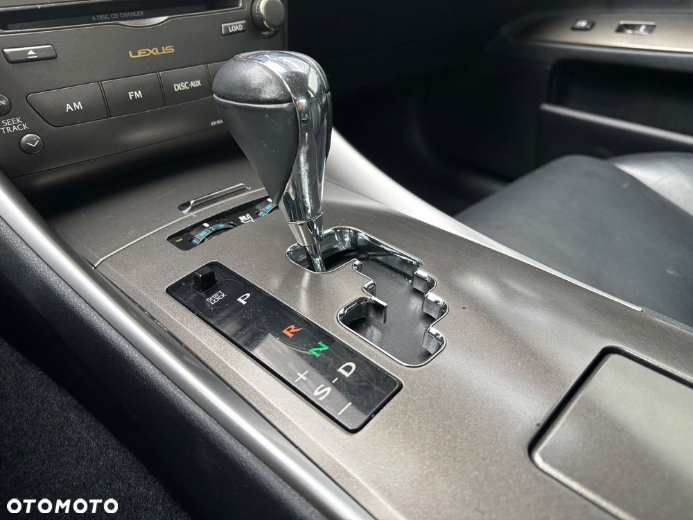 Lexus IS 250 Elegance - 21