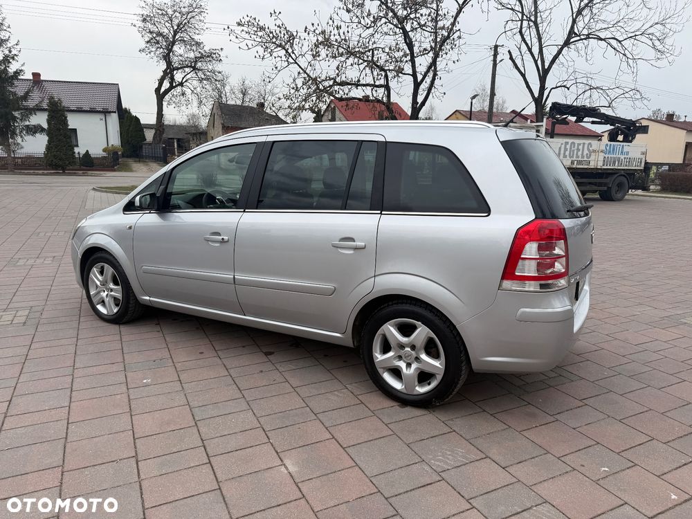 Opel Zafira 1.8 Family - 30