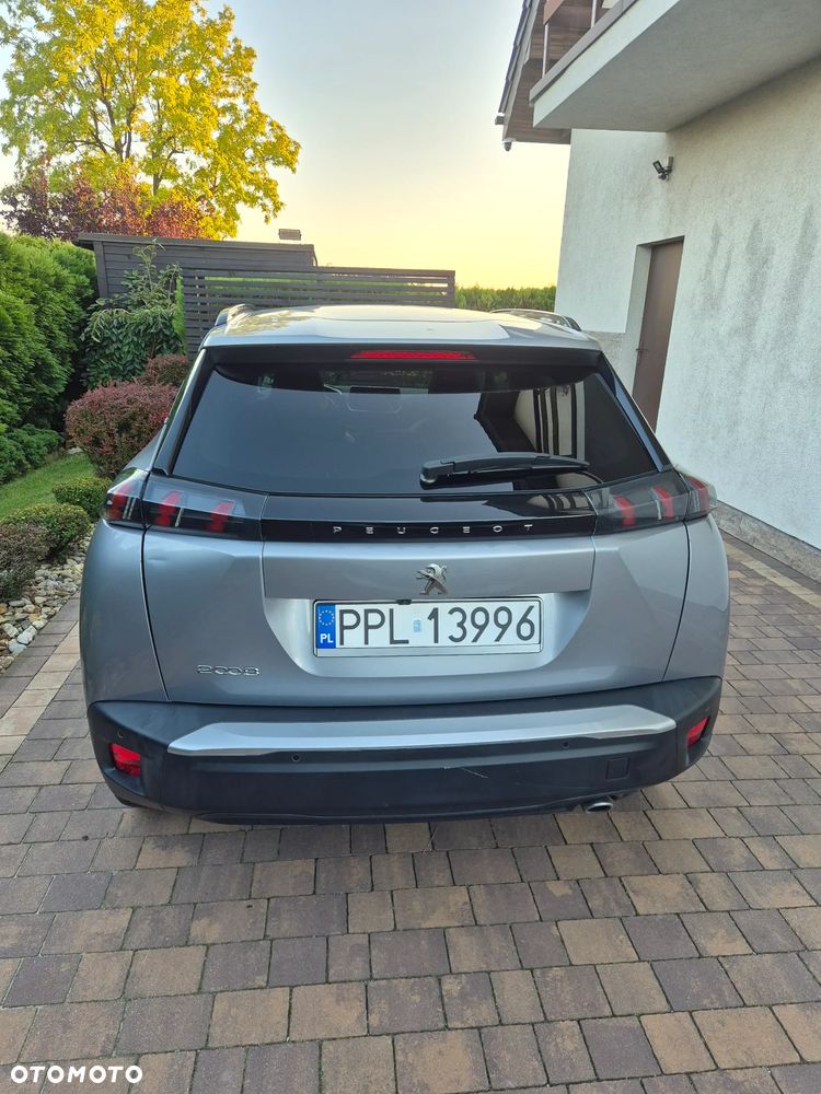 Peugeot 2008 - 10
