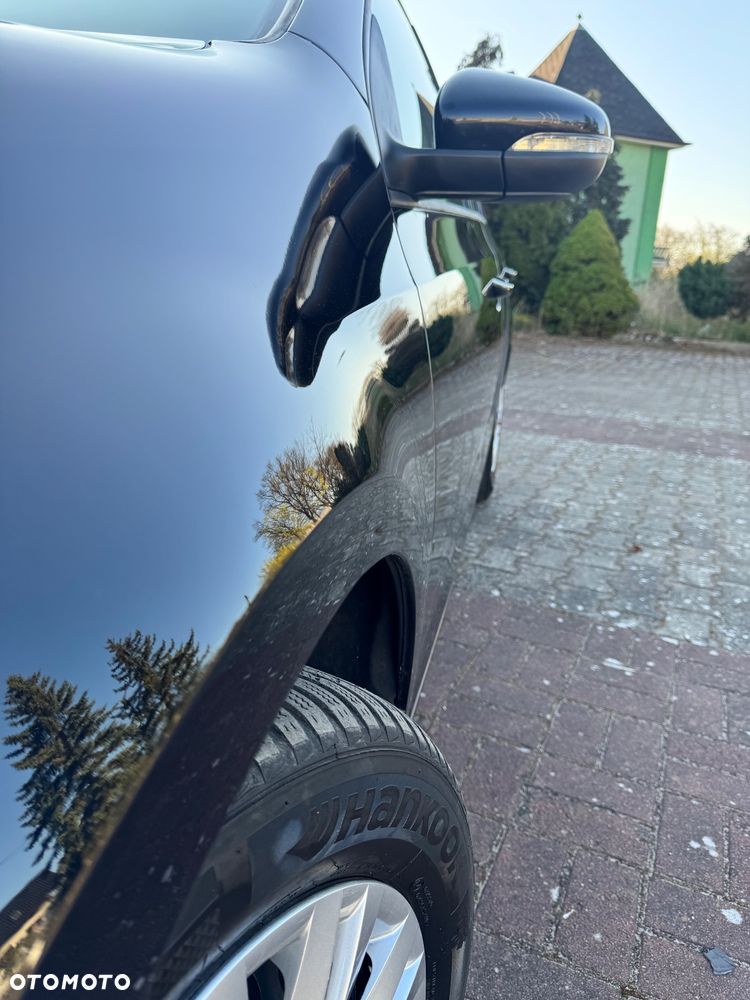 Volkswagen Golf 1.6 TDI DPF BlueMotion - 6