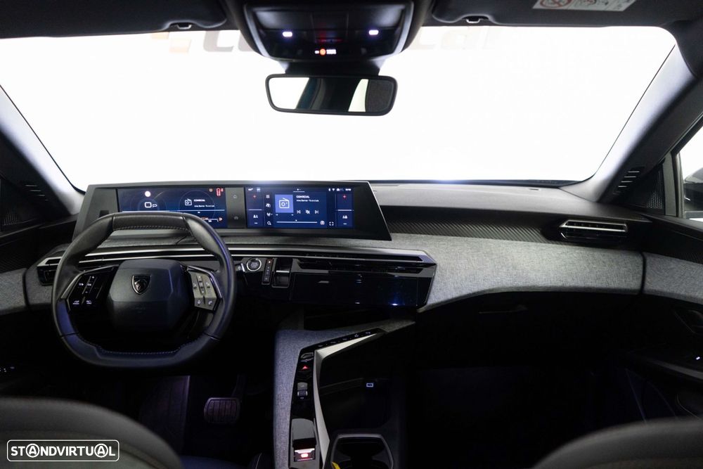 Peugeot 5008 1.2 Hybrid Allure e-DCS6 - 23