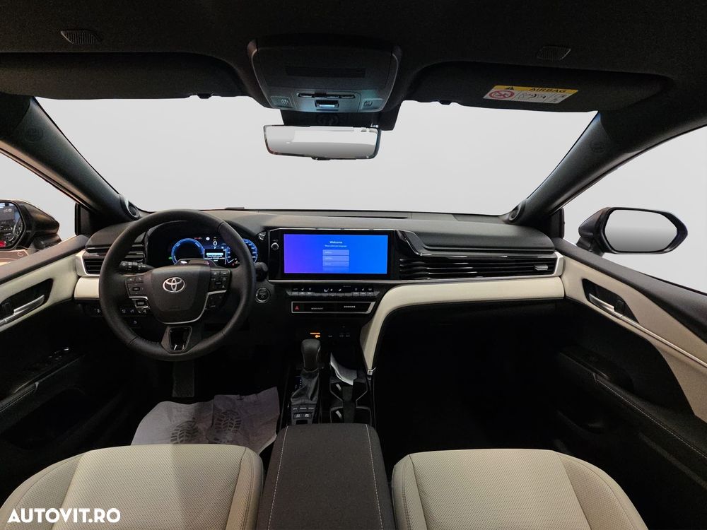 Toyota Camry 2.5 HEV Luxury - 12