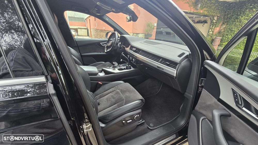 Audi Q7 3.0 TDI quattro S-line Tiptronic 7L - 6