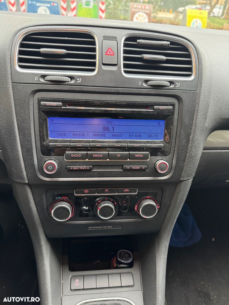 Volkswagen Golf 1.6 TDI BlueMotion Technology Trendline - 8