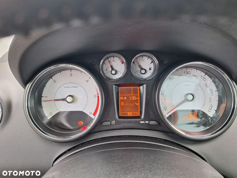 Peugeot 308 1.6 HDi Premium Plus - 25