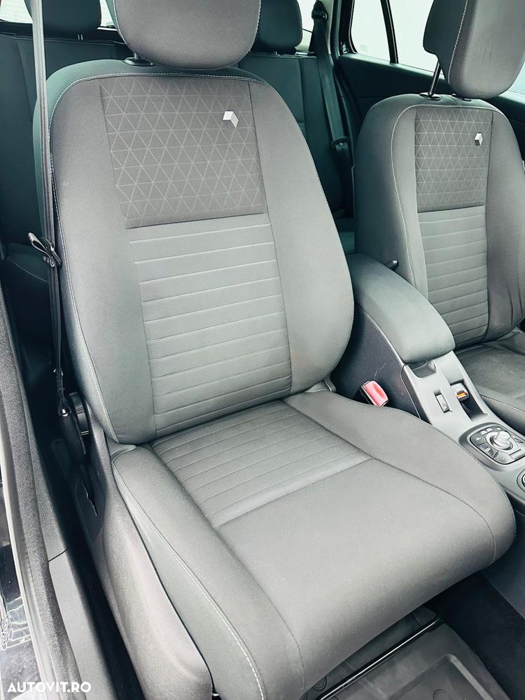 Renault Megane dCi 110 FAP LIMITED - 17