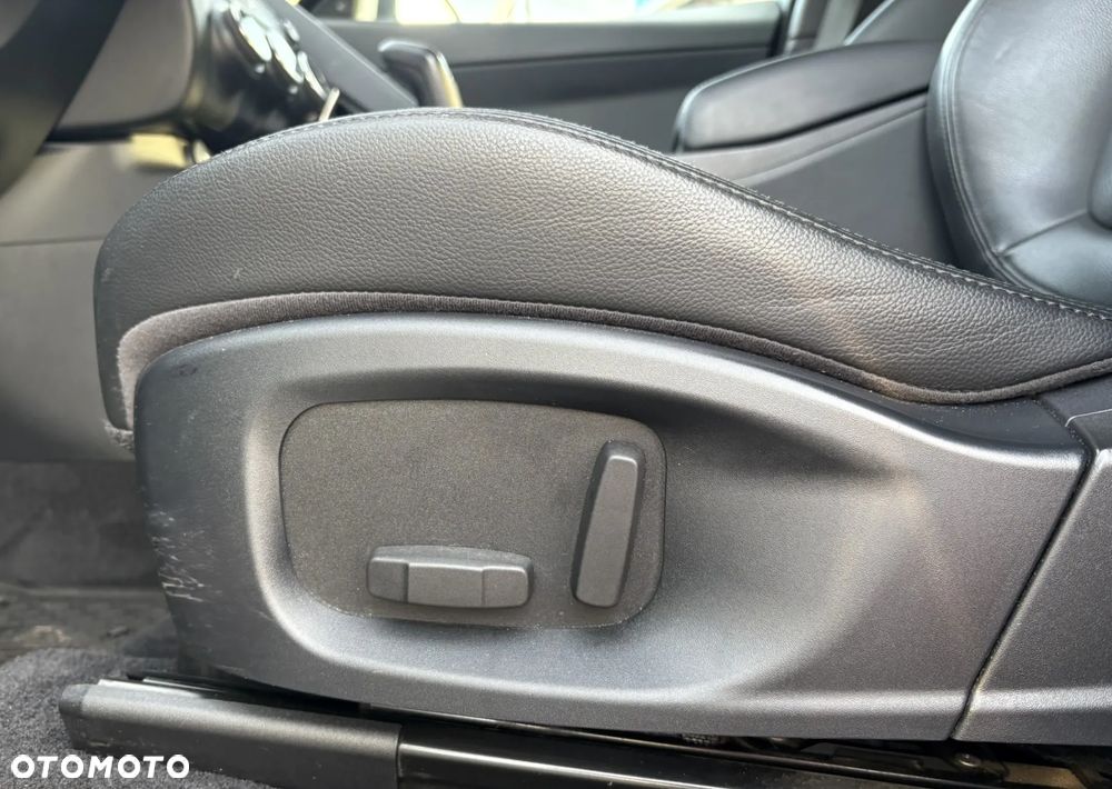 Jaguar E-Pace 2.0 i4P AWD S - 12