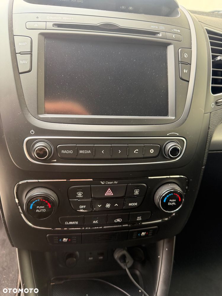 Kia Sorento 2.0 CRDI L 2WD 7os - 17