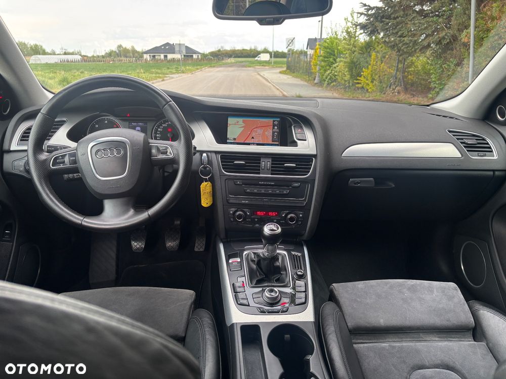 Audi A4 Avant 2.0 TDI DPF S line Sportpaket - 19
