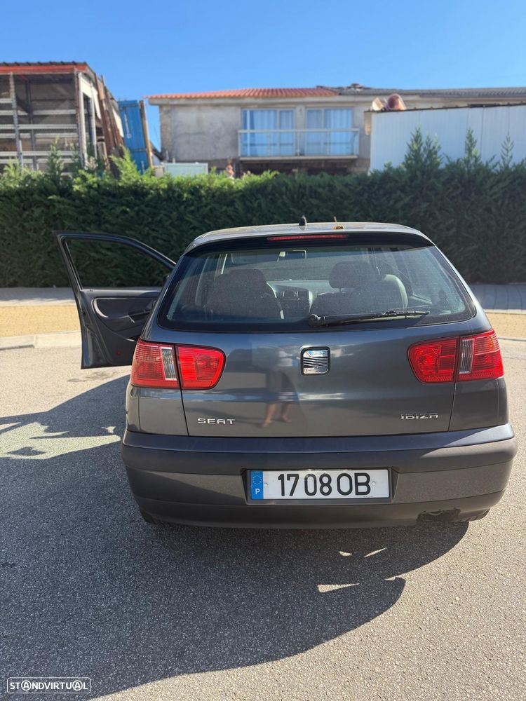 SEAT Ibiza 1.4 Mpi Crono - 4