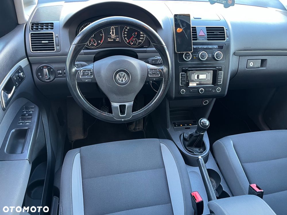 Volkswagen Touran 2.0 TDI DPF Life - 24