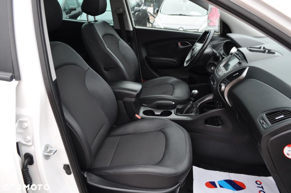 Hyundai ix35 1.6 GDI Premium 2WD - 17