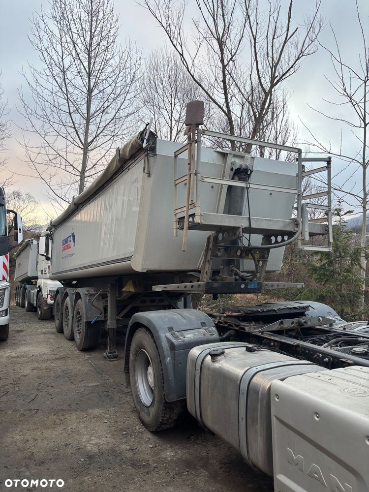 Schmitz Cargobull 26m3 - 1