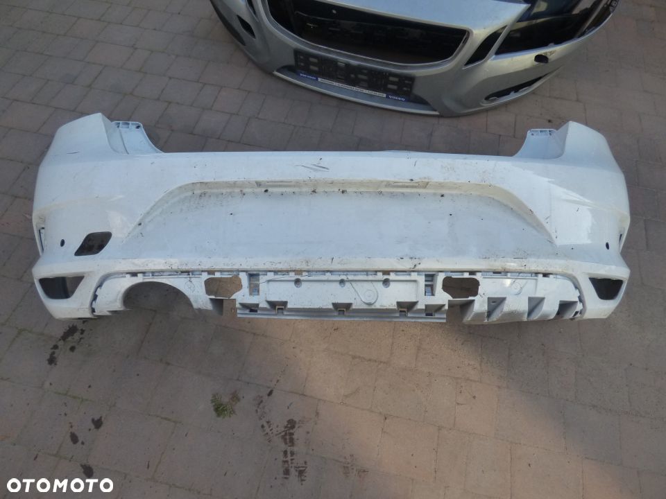 RENAULT MEGANE IV GRANDCOUPE zderzak tylny tył - 1