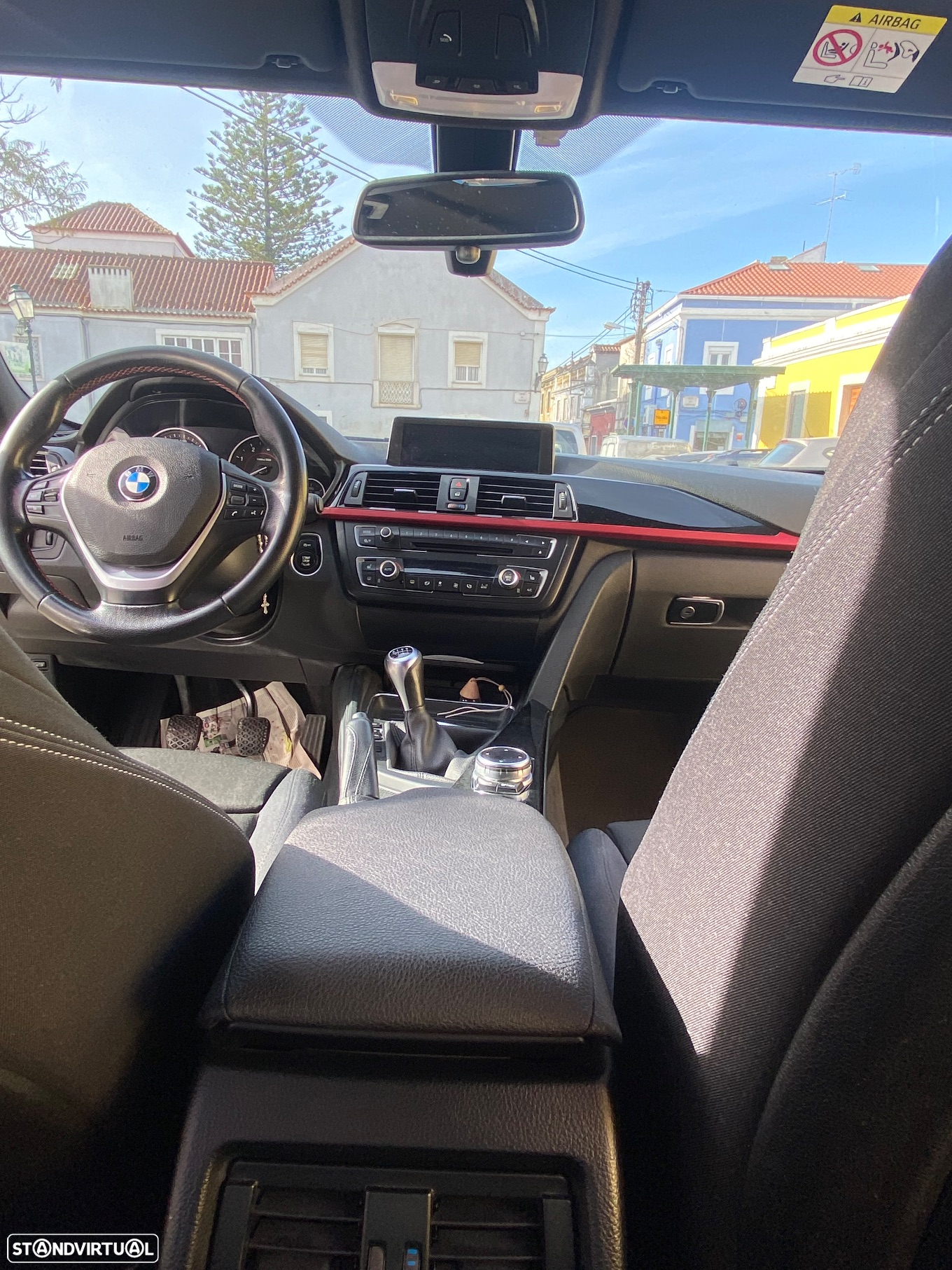 BMW 318 d Touring Pack M - 17