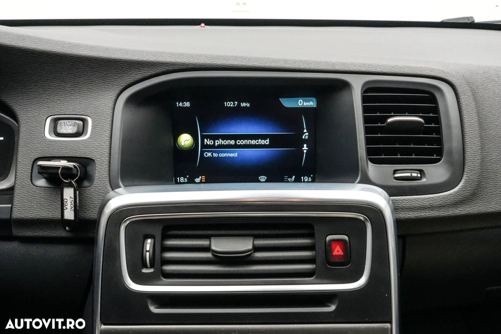 Volvo V60 D5 Summum - 22