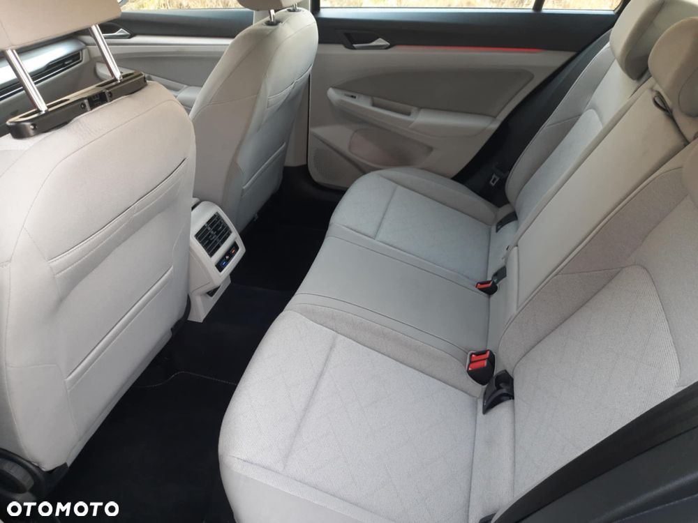Volkswagen Golf 2.0 TDI SCR - 10