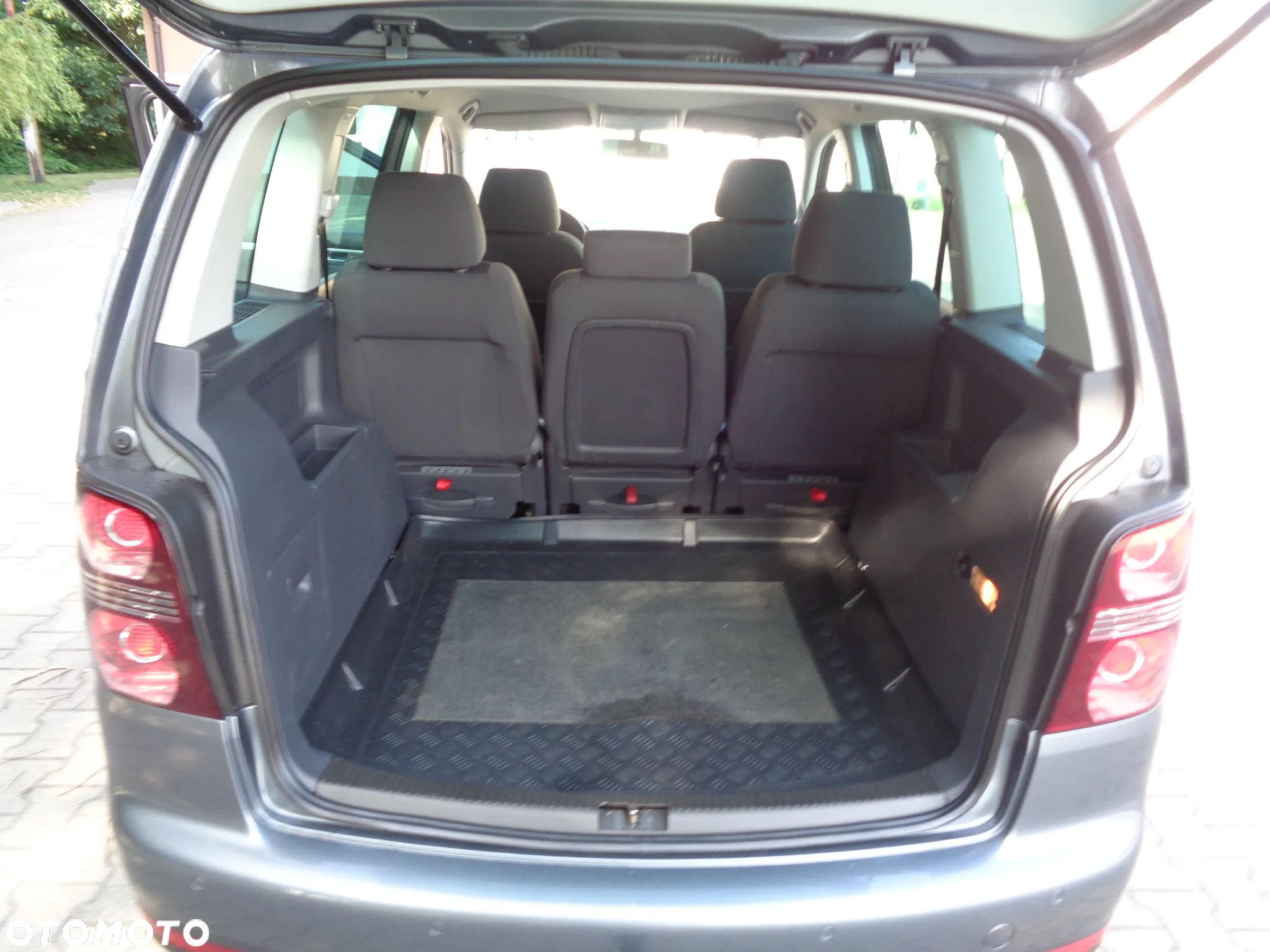 Volkswagen Touran 1.4 TSI Comfortline - 13