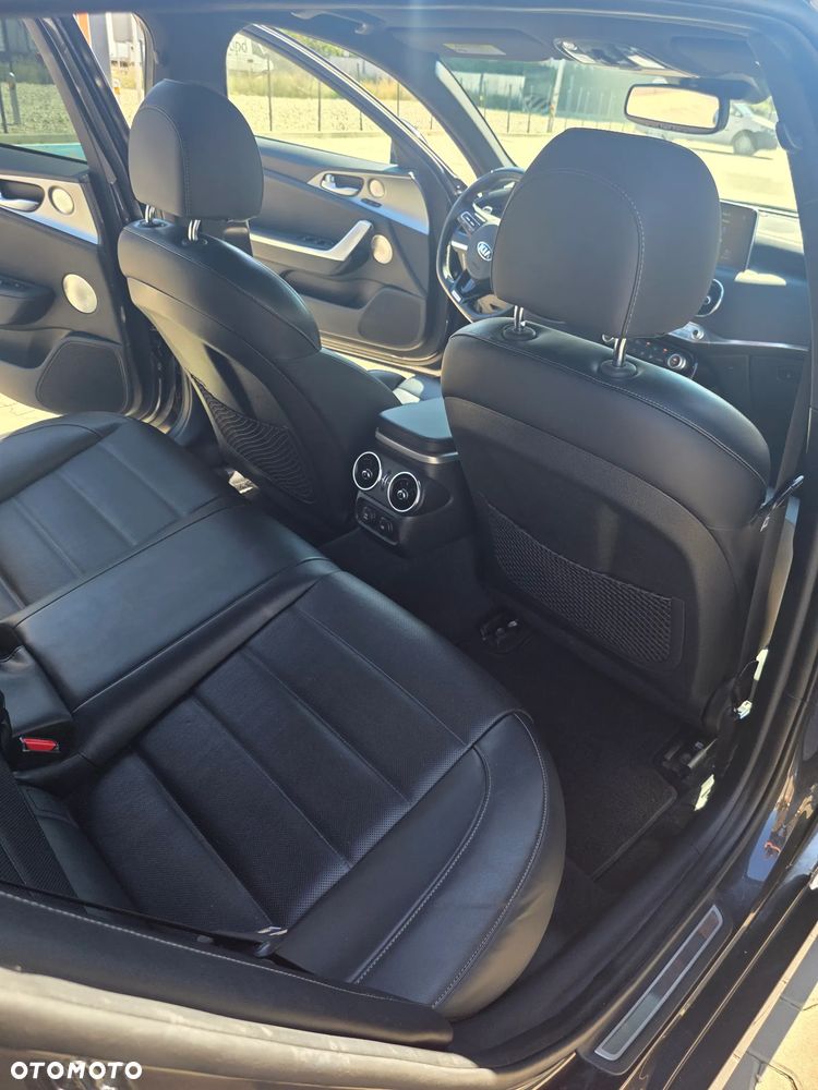 Kia Stinger 3.3 T-GDI V6 GT AWD - 15