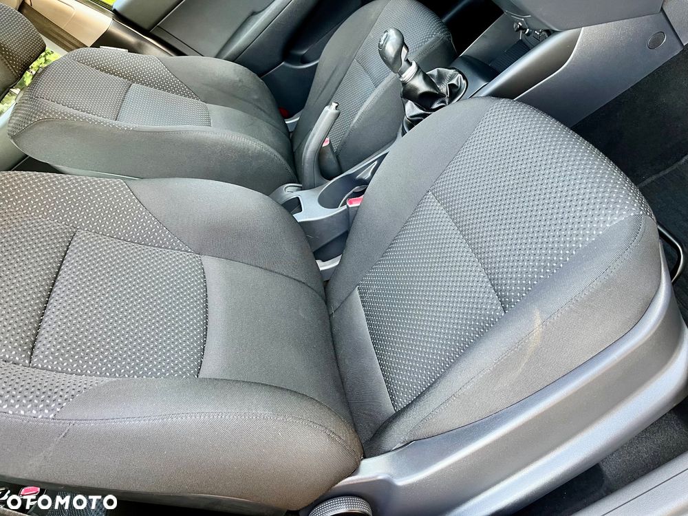 Hyundai i30 1.4 Blue Comfort - 26