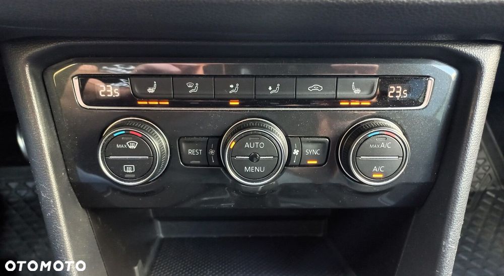 Volkswagen Tiguan - 14