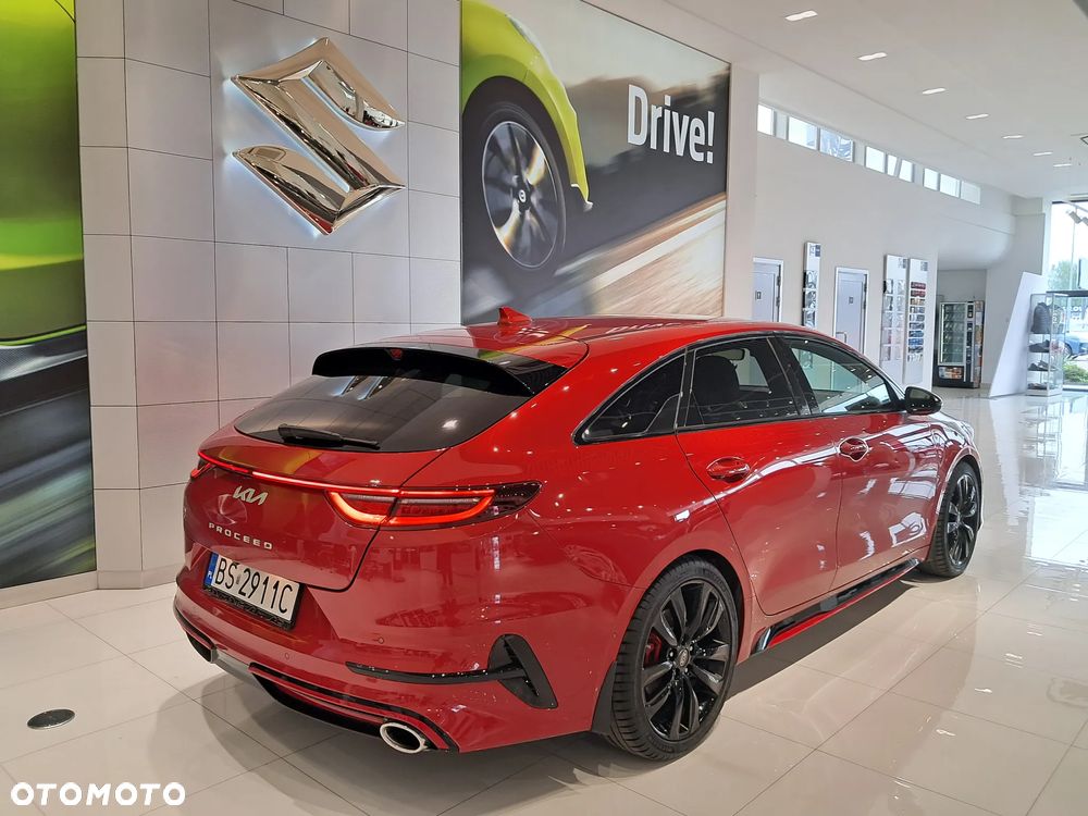 Kia ProCeed - 5