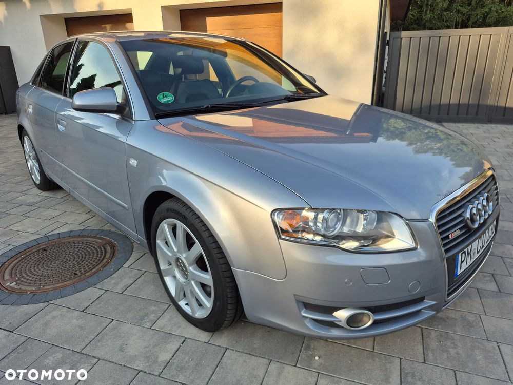 Audi A4 Limousine - 28
