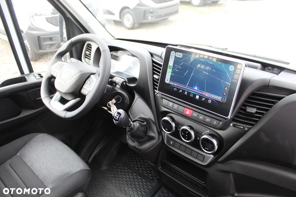 Iveco 35C18H - 26