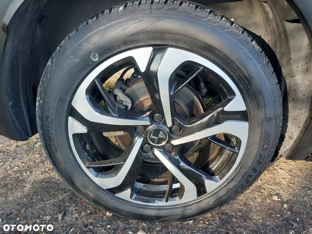 DS Automobiles DS 7 Crossback - 26