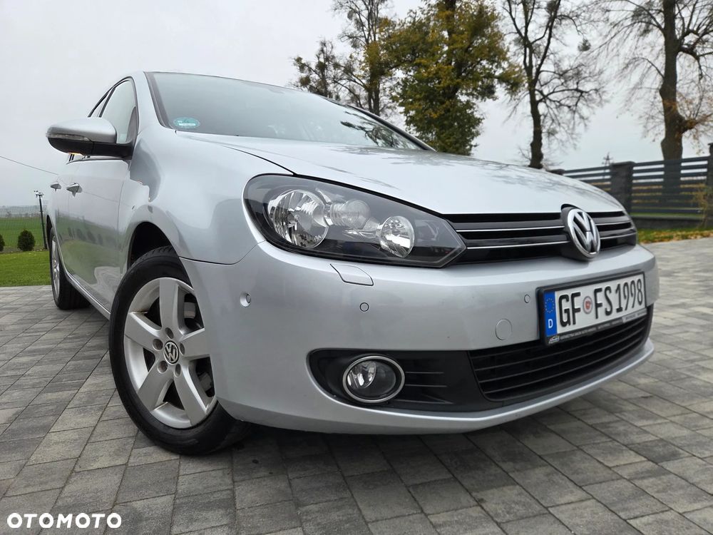 Volkswagen Golf 2010 photo 4