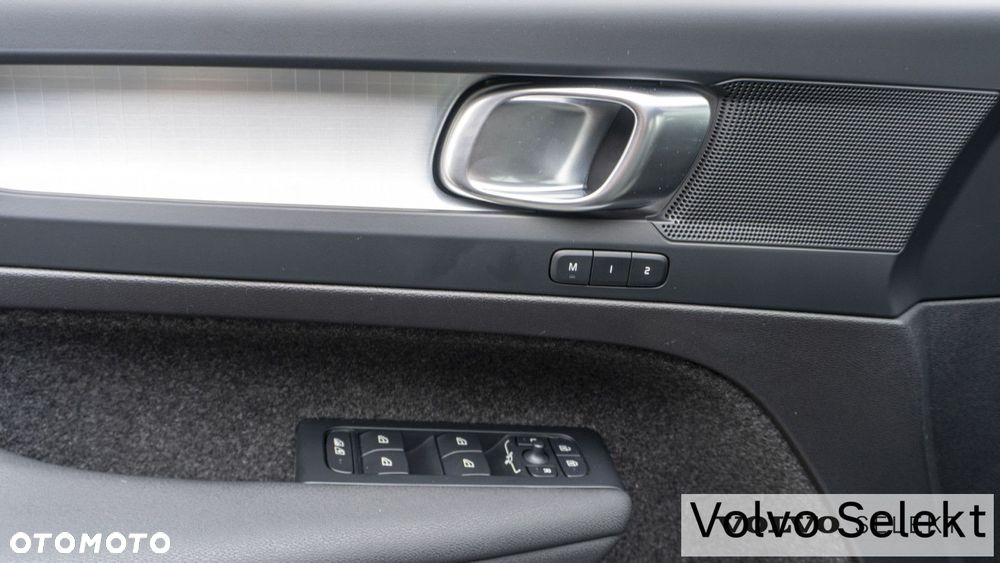 Volvo XC 40 - 22