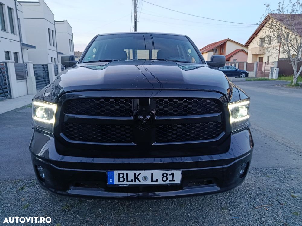 Dodge RAM - 1