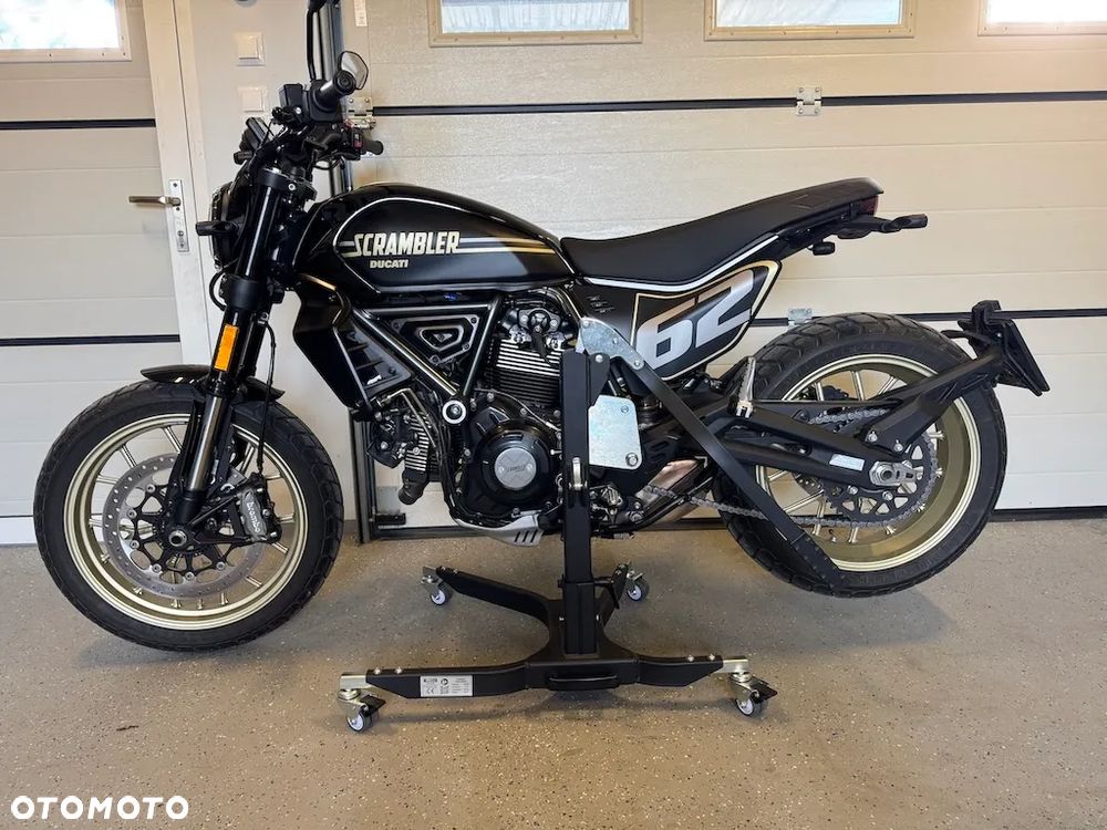 Ducati Scrambler - 1