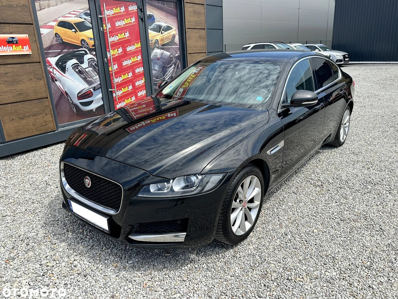 Jaguar XF 2.0 T Prestige - 3