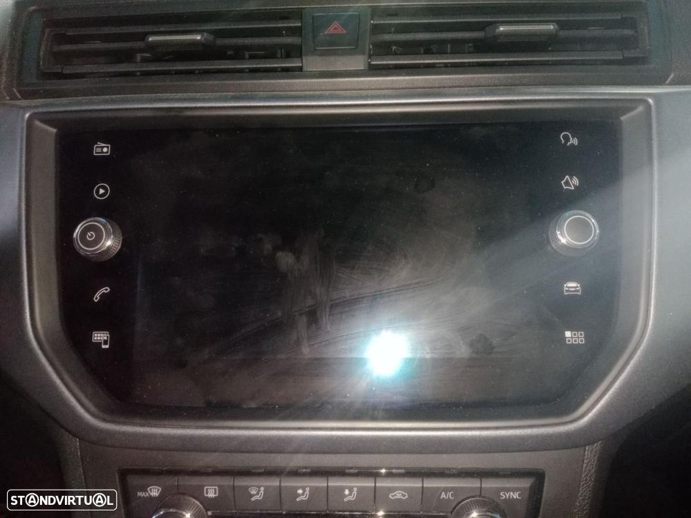 TELA/ECRÃ MULTIFUNÇÕES SEAT ARONA KJ - 1