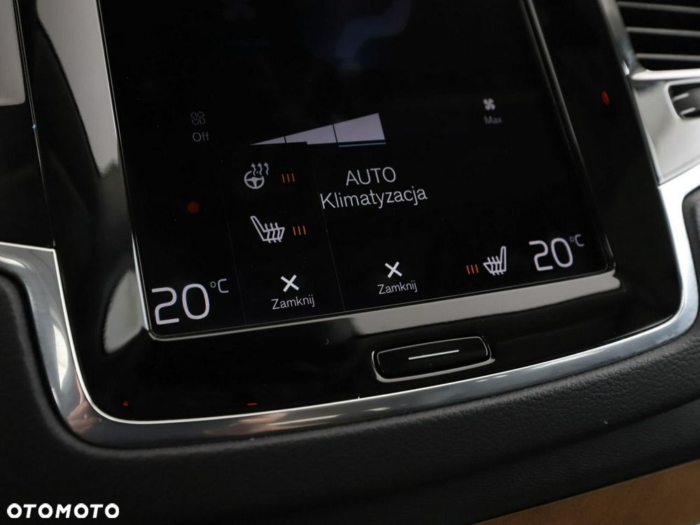 Volvo XC 90 B5 D AWD Inscription - 32