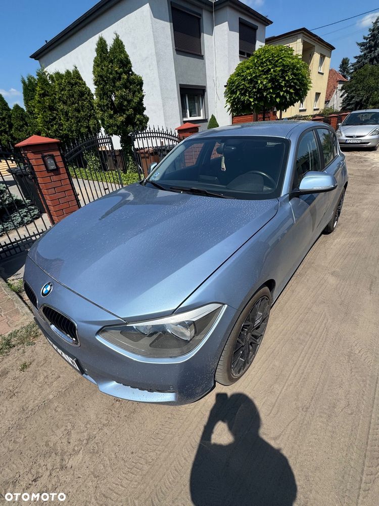 BMW Seria 1 120d - 4