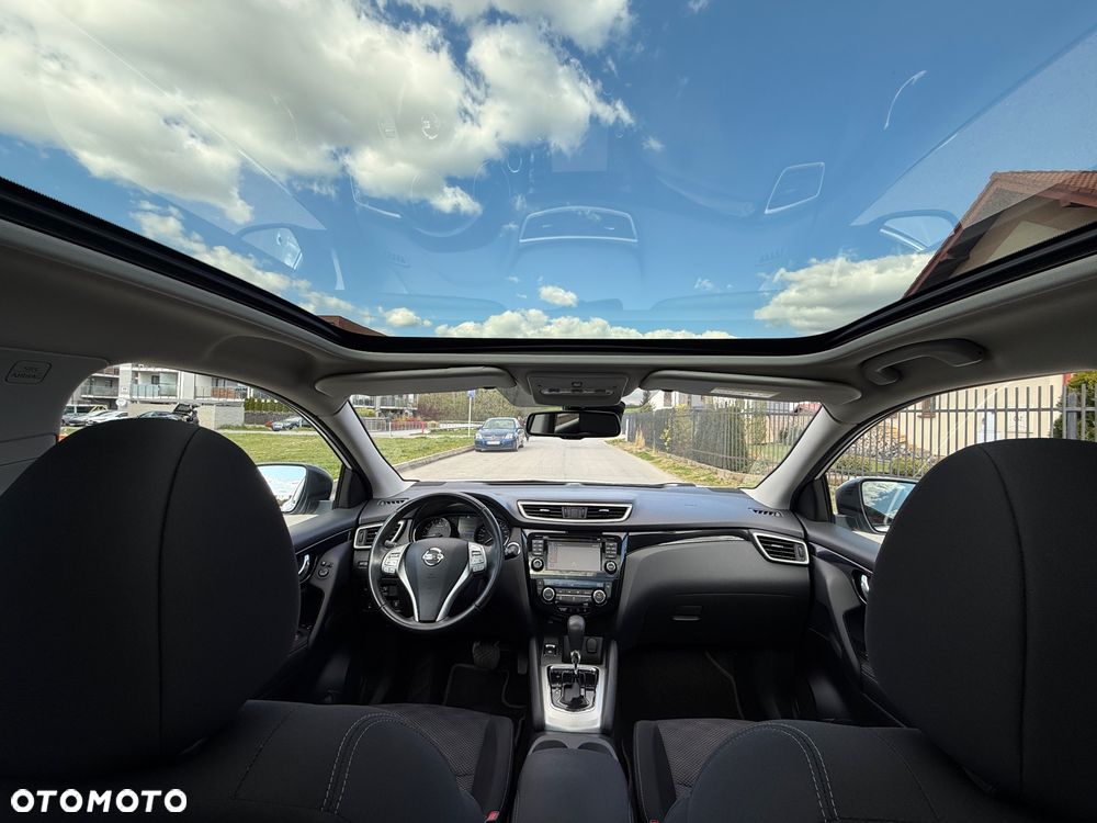 Nissan Qashqai 1.2 DIG-T Xtronic N-Connecta - 9