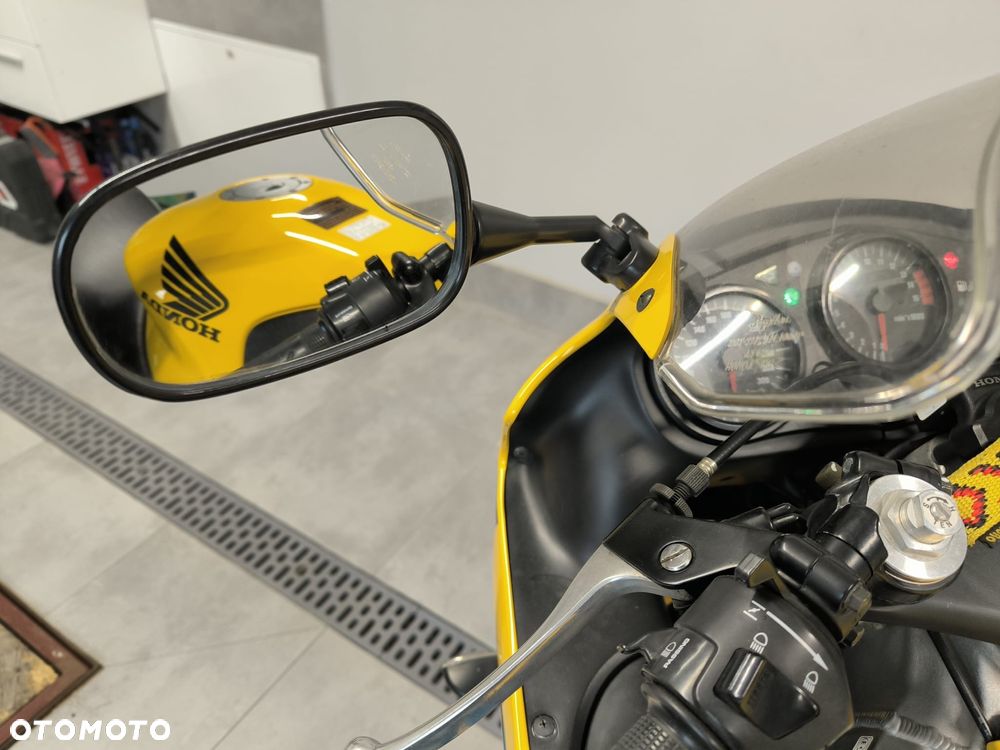 Honda CBR - 8