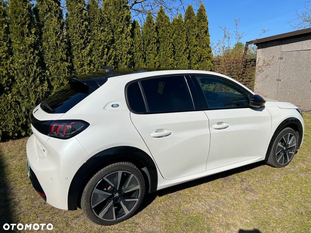 Peugeot 208 GT - 6